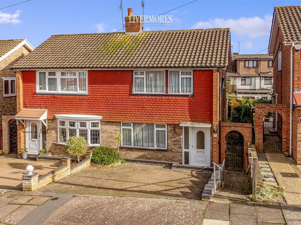 3 bed semidetached house for sale in Glebelands, Crayford, Kent DA1, £