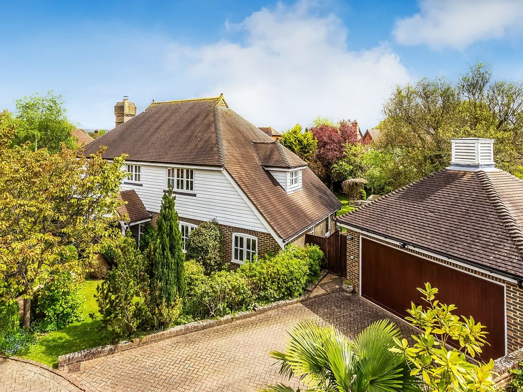 5 bed detached house for sale in Goodwin Close, Edenbridge TN8 Zoopla