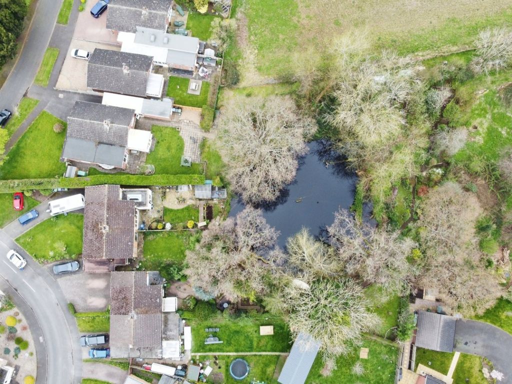 4 bed semidetached house for sale in Garrard Close, Salford Priors