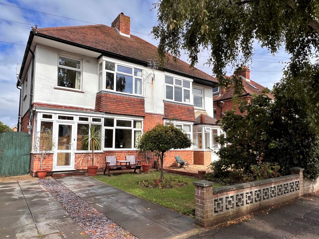 3 bed semidetached house for sale in Village Road, Gosport PO12 Zoopla