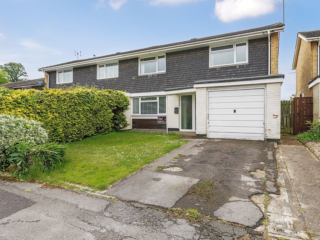 3 bed semidetached house for sale in Roundhill Close, Southampton SO18