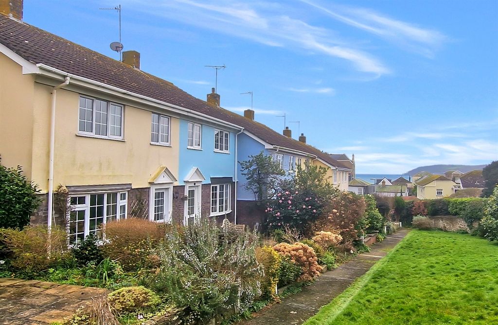 3 bed terraced house for sale in Redinnick Gardens, Penzance TR18, £395,000 Zoopla