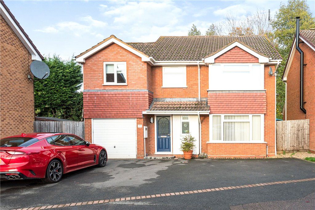 Lime Avenue, Buckingham, Buckinghamshire MK18  