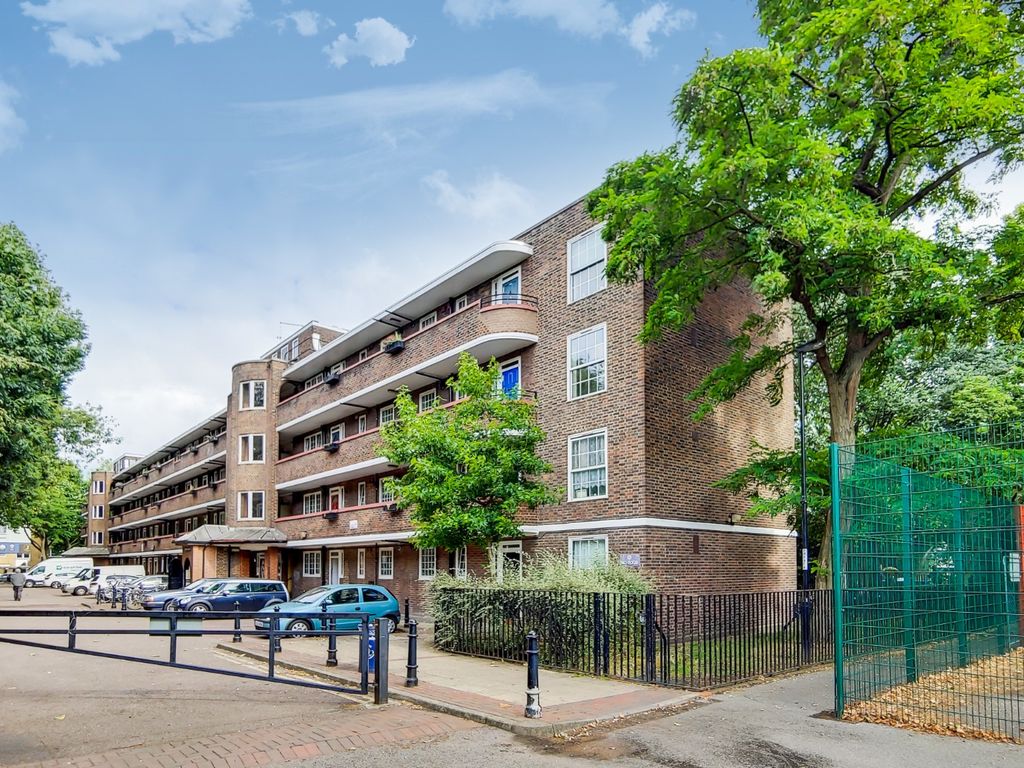 2 bed flat to rent in Farrer House, Deptford Church Street, London