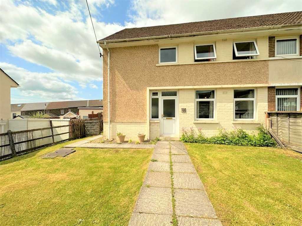 3 bed semidetached house for sale in Dan Y Bryn, Evanstown, Porth CF39