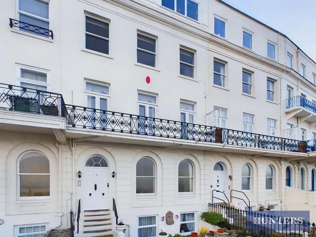 2 bed flat for sale in Esplanade, Scarborough YO11, £240,000 Zoopla