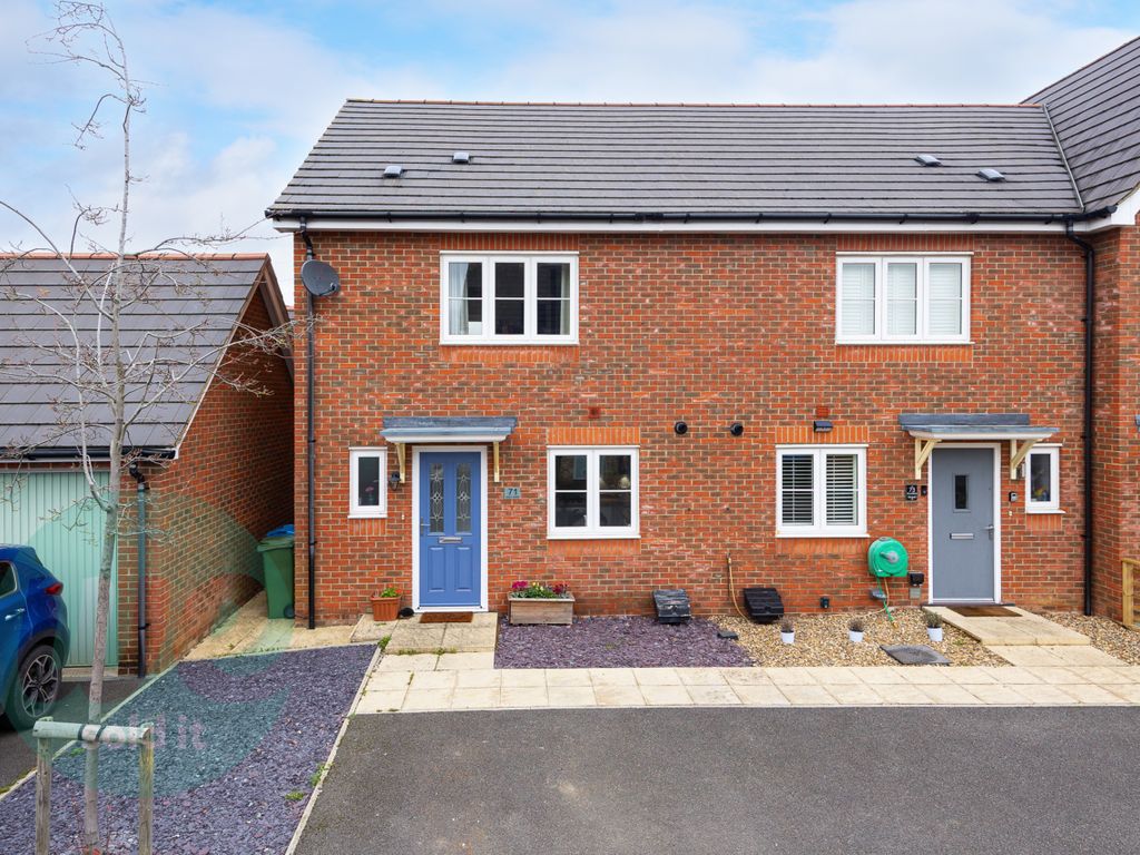 2 bed terraced house for sale in Avalon Street, Aylesbury HP18 Zoopla