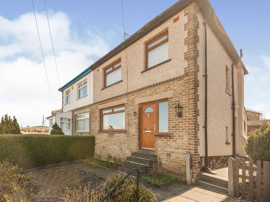 3 bed semidetached house for sale in Low Ash Drive, Wrose, Shipley