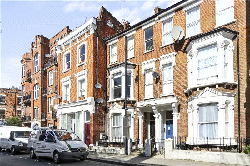 2 bed flat to rent in Blythe Road, Brook Green, London W14 Zoopla