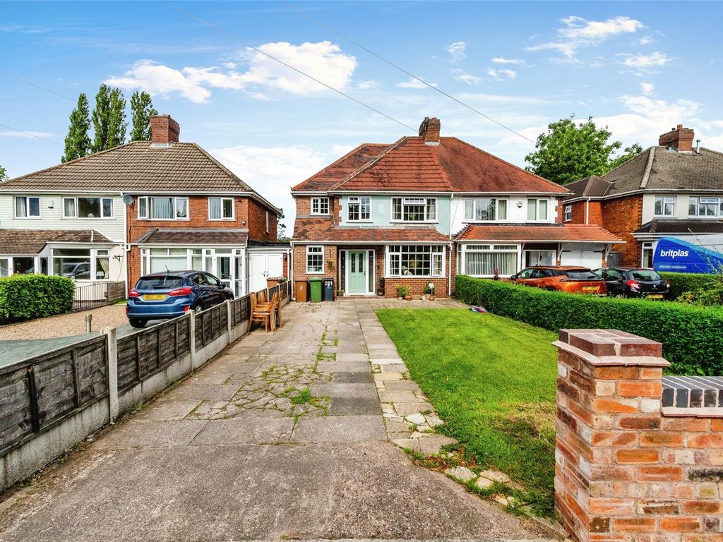 3 bed semidetached house for sale in Bosty Lane, Walsall, West
