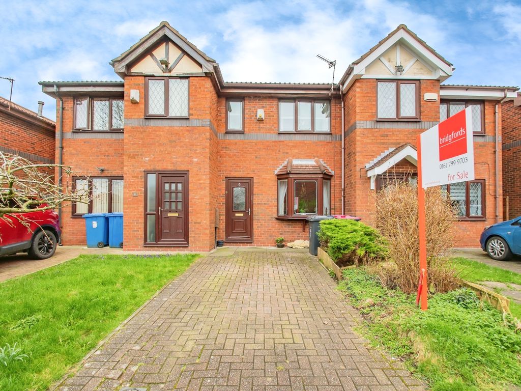 2 Bed Terraced House For Sale In Gratten Court Worsley Manchester