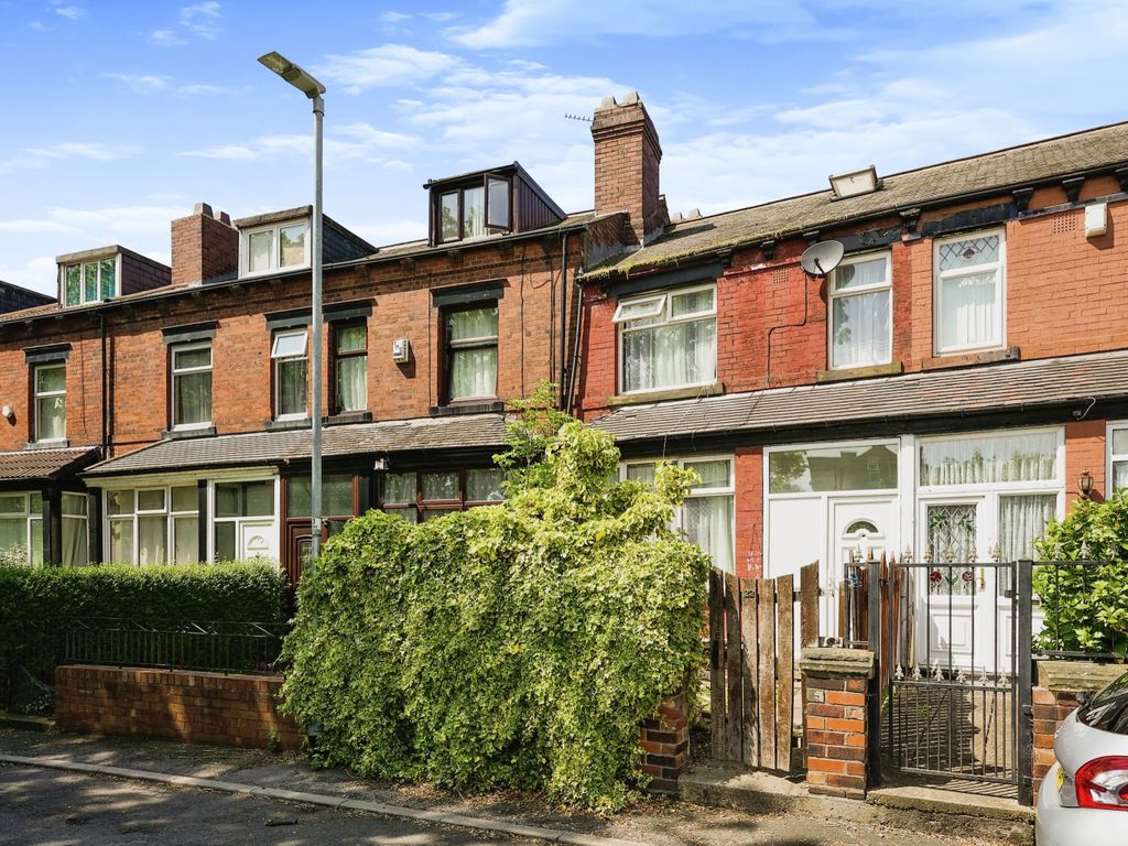 4 bed terraced house for sale in Noster Hill, Leeds LS11, £155,000 Zoopla