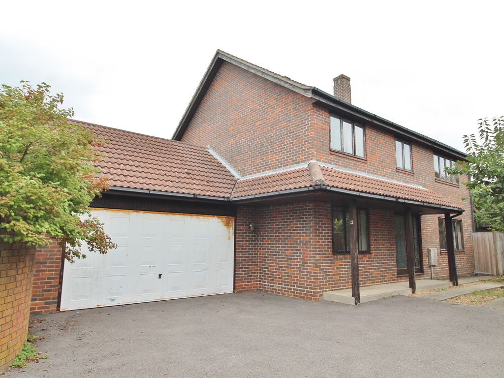 5 bed detached house for sale in The Gorseway, St. Road