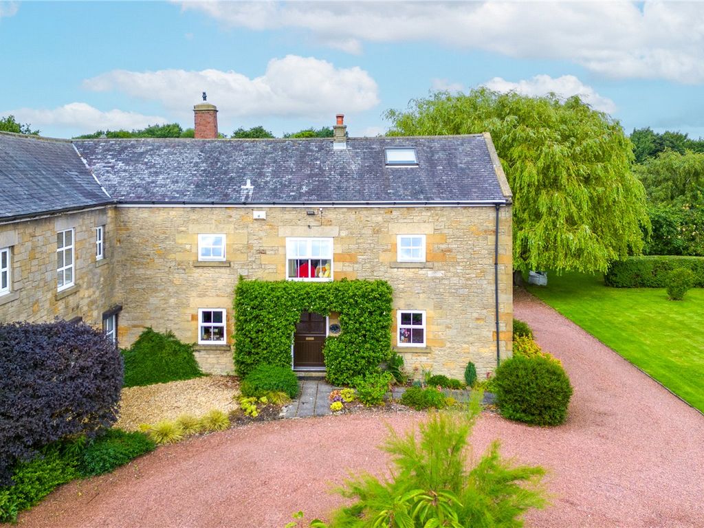 5 bed semidetached house for sale in Home Farm Steadings, Bridle Path