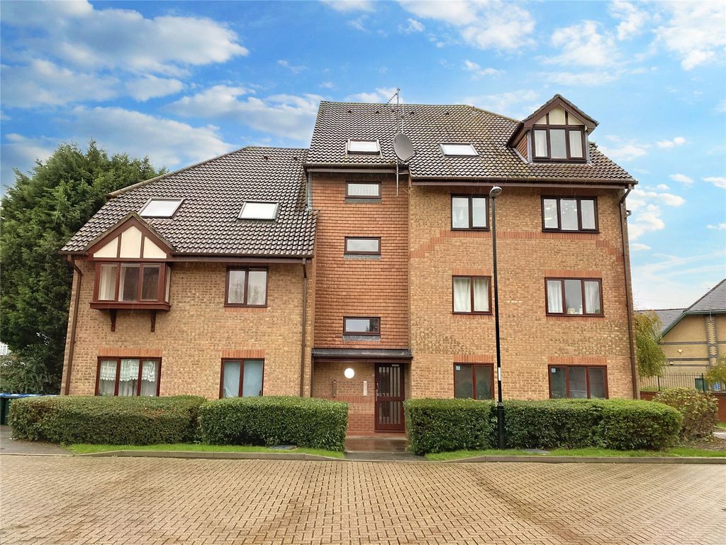 2 bed flat for sale in Bowls Court, Chapelfields, Coventry CV5 Zoopla