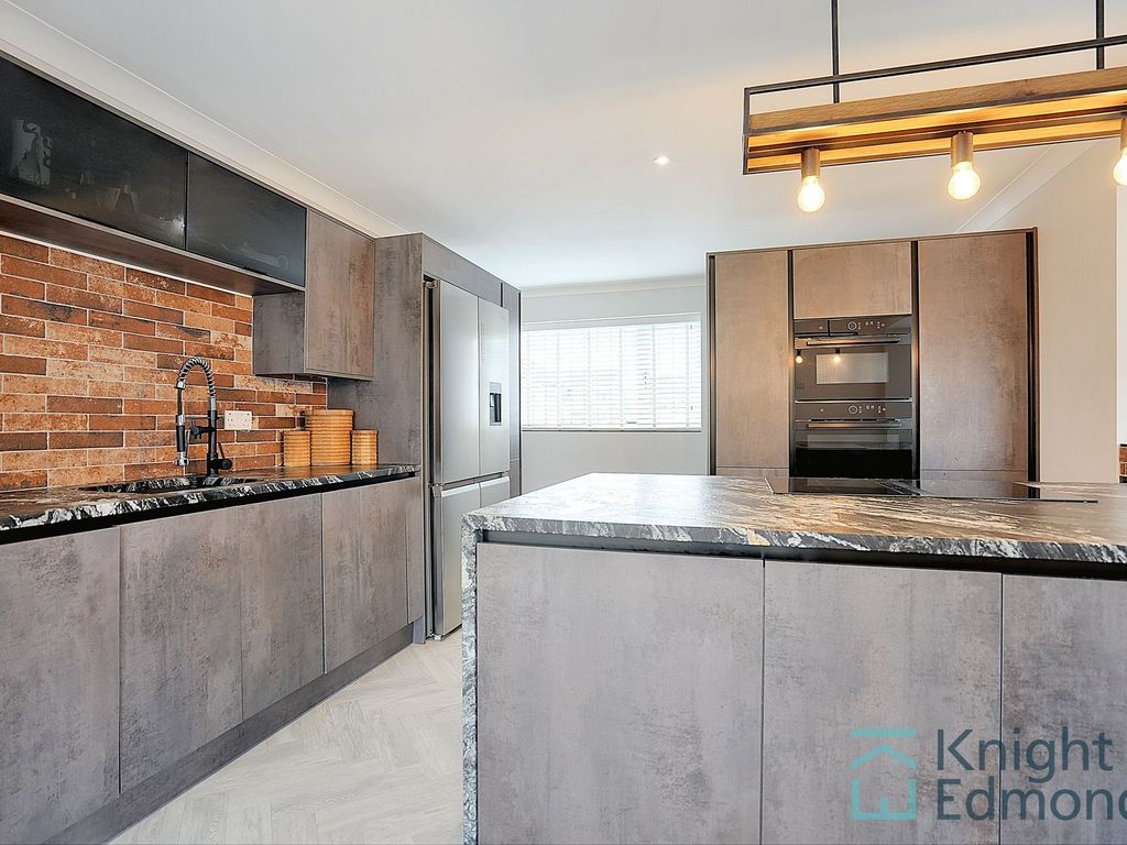 4 bed detached bungalow for sale in Sittingbourne Road, Maidstone ME14, £675,000 Zoopla