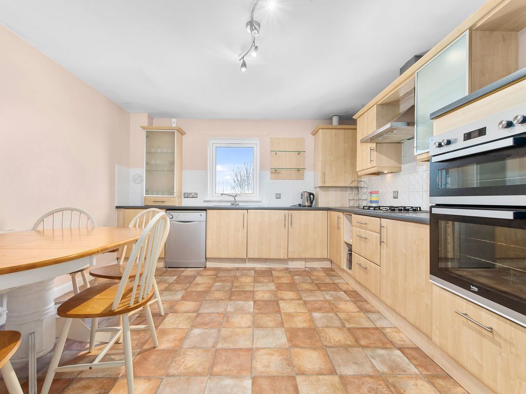 2 bed flat for sale in St. Ninians Way, Linlithgow EH49 Zoopla