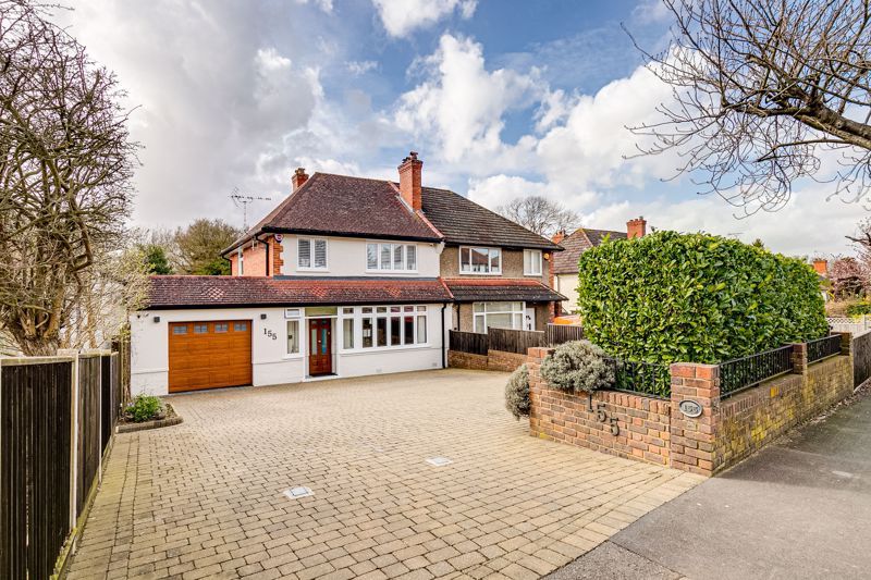 3 bed semidetached house for sale in Farley Road, Selsdon, South