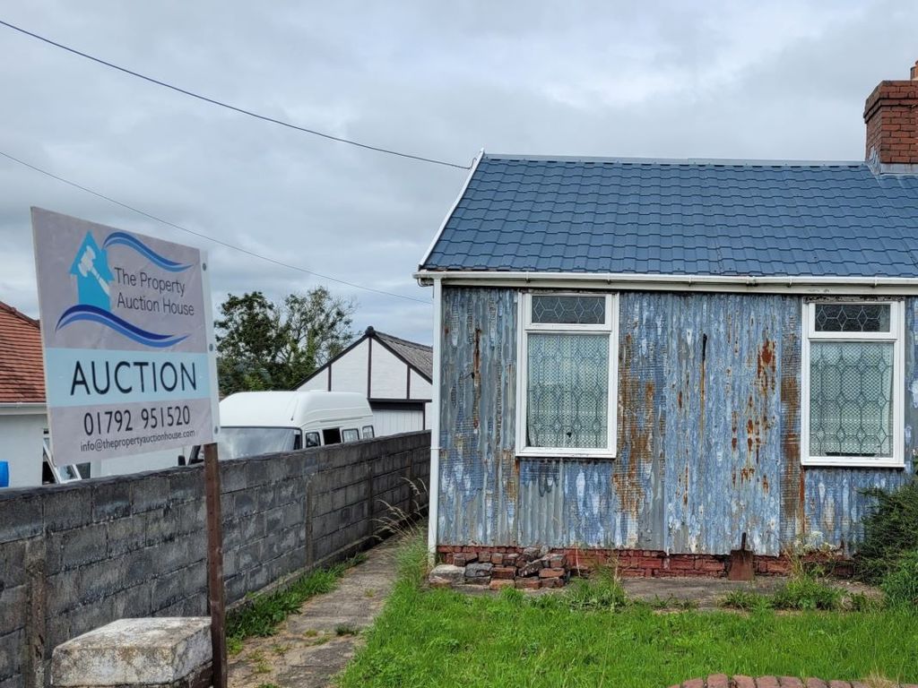 1 bed bungalow for sale in 145 Heol Llanelli, Pontyates, Llanelli, Dyfed SA15, £49,000 Zoopla