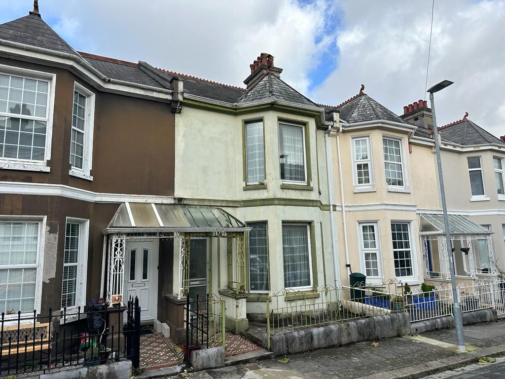 4 bed terraced house for sale in 6 Beresford Street, Plymouth, Devon