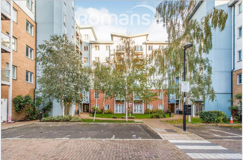 2 bed flat to rent in Mill Street, Slough SL2 Zoopla