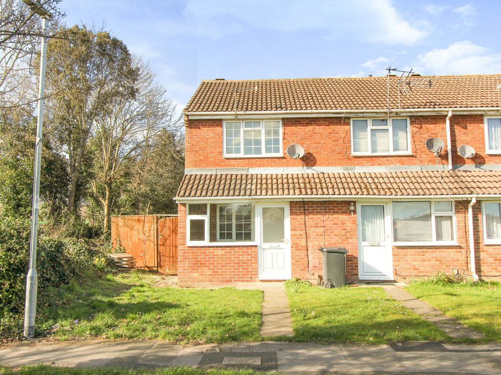 2 bed end terrace house for sale in Road, Westlea, Swindon