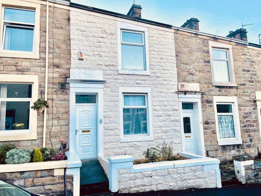 2 bed terraced house to rent in Westwood Street, Accrington BB5, £550