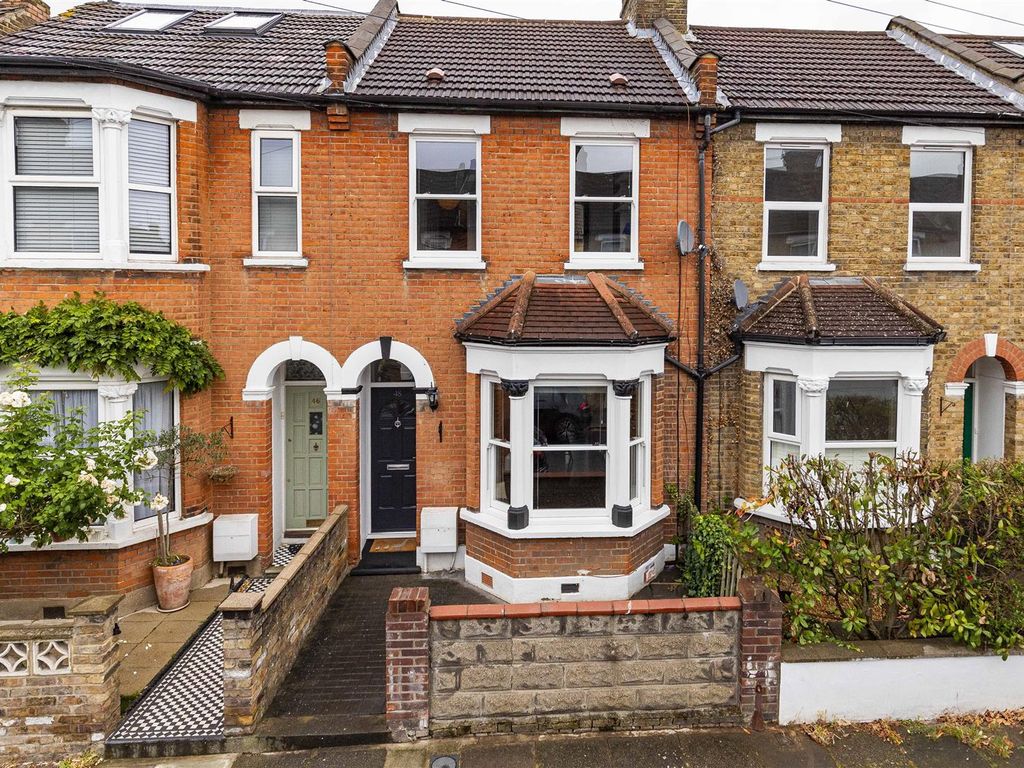 3 bed property for sale in Canonbury Road, Enfield EN1, £479,995 Zoopla