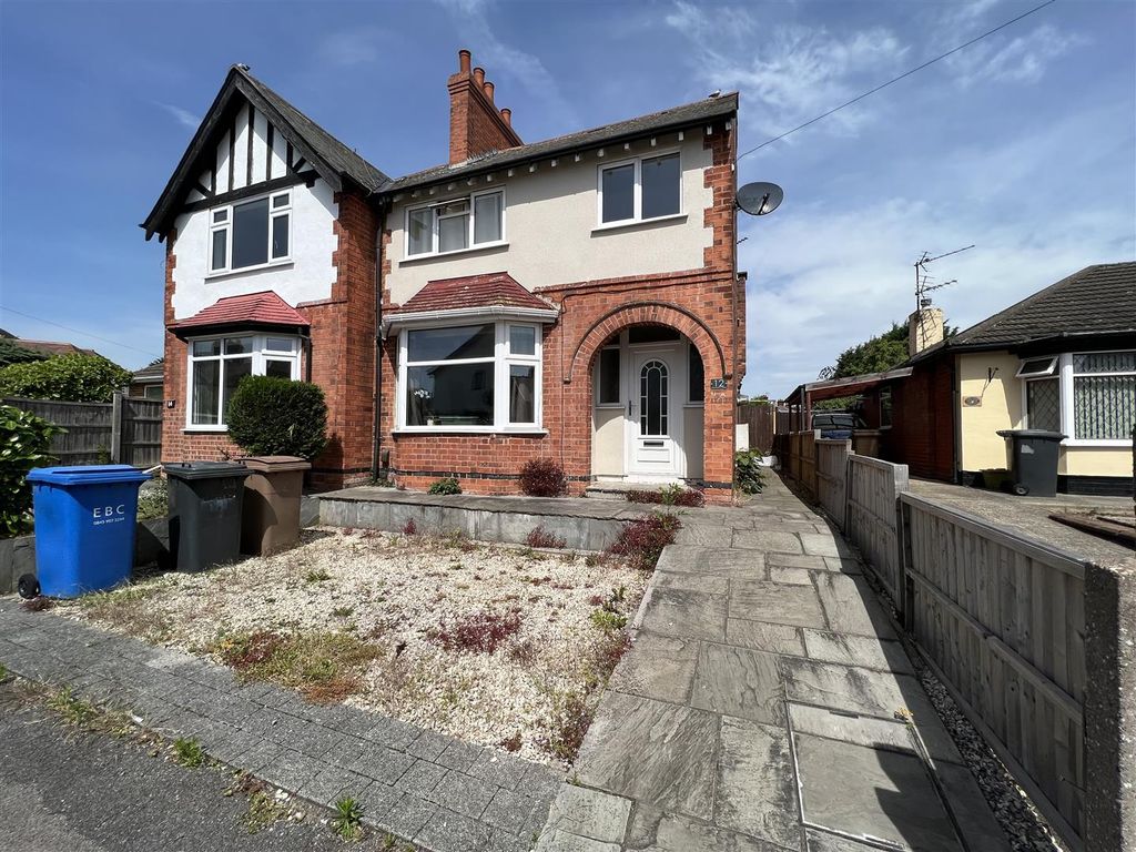 3 bed semidetached house for sale in Ravensdale Avenue, Long Eaton