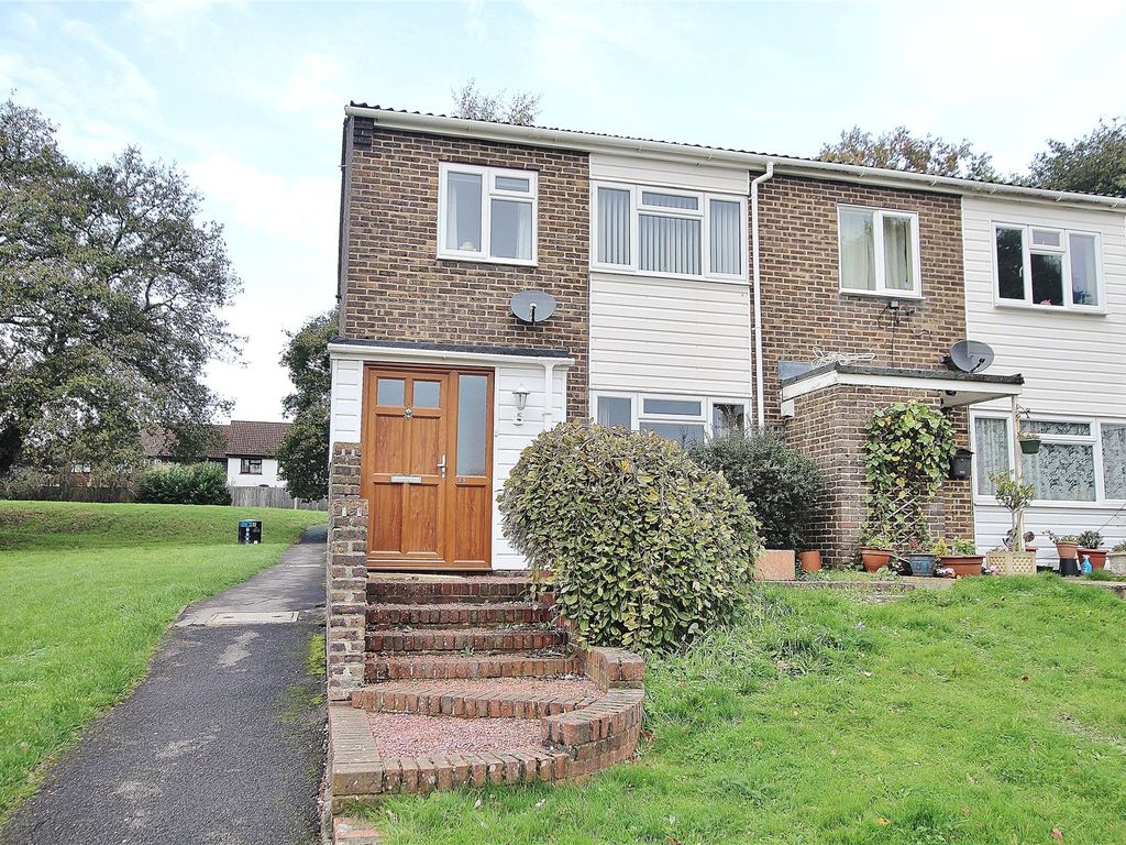 3 bed end terrace house for sale in St Johns, Woking, Surrey GU21 Zoopla