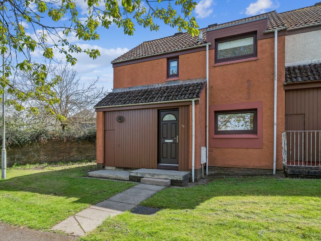 2 bed end terrace house for sale in School House Lane, High Blantyre