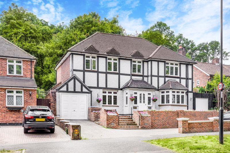 5 bed detached house for sale in Shirley Church Road, Croydon CR0 Zoopla