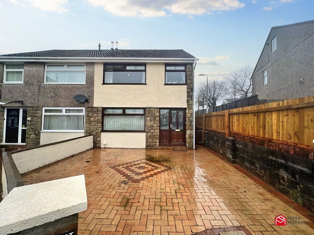 3 bed semidetached house for sale in Mill View Estate, Maesteg