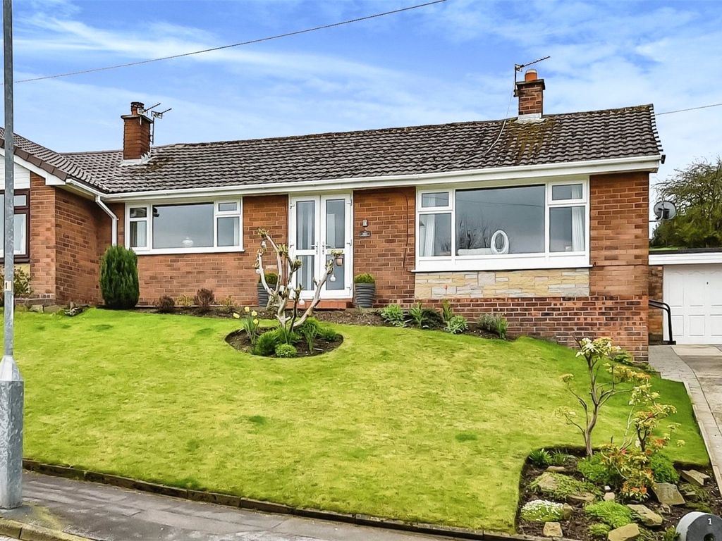 2 bed bungalow for sale in Oak Tree Crescent, Stalybridge, Greater