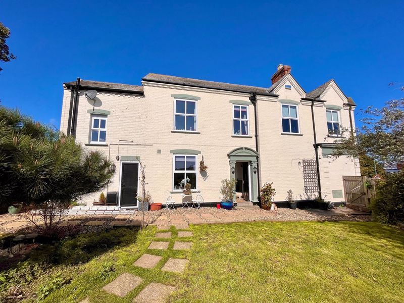 5 bed detached house for sale in Ferry Hill, Gorleston, Great Yarmouth