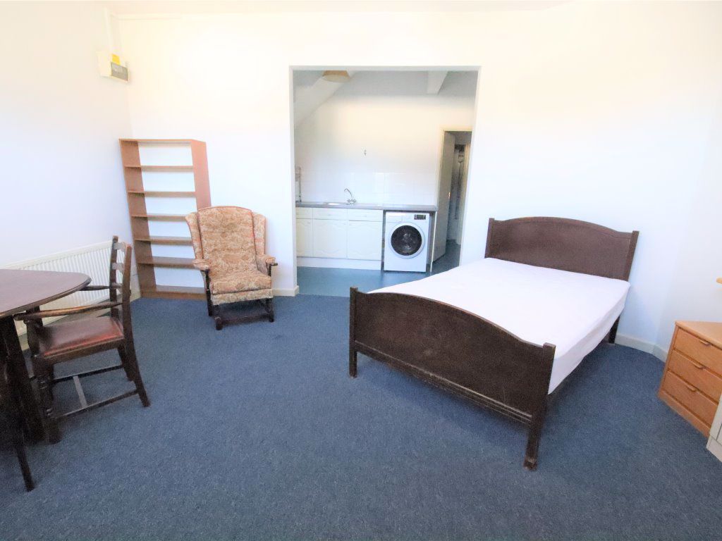 Studio to rent in Chesterton Road, Cambridge CB4 Zoopla