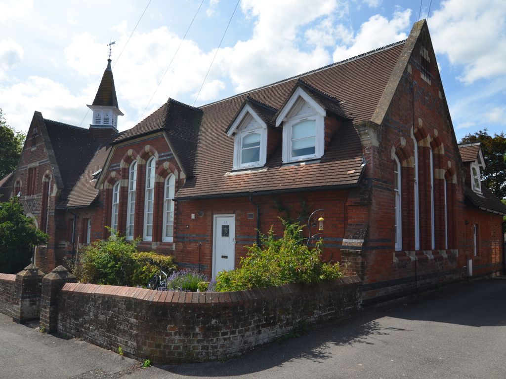 2 bed terraced house for sale in Wyndham Park, Wyndham Road, Salisbury