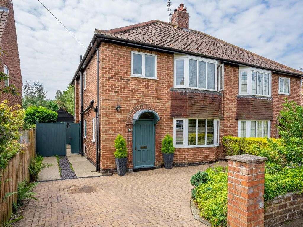 3 bed semidetached house for sale in Ridgeway, York YO26, £475,000
