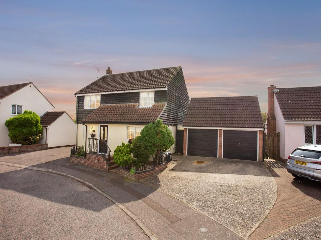 Grayling Drive, Colchester CO4  