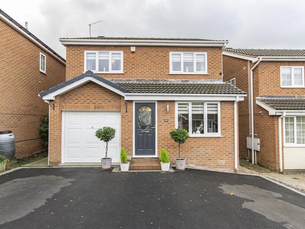 4 bed detached house for sale in Nether Croft Road, Brimington
