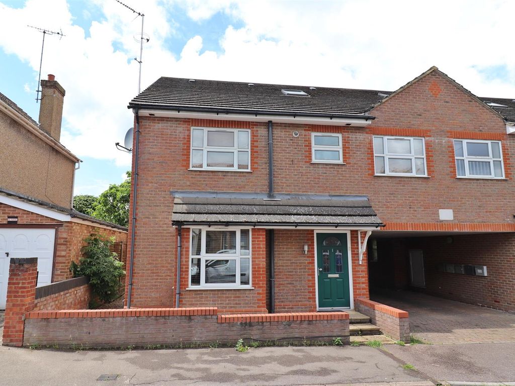 2 bed for sale in Bede Court, Royston Road, St. Albans AL1