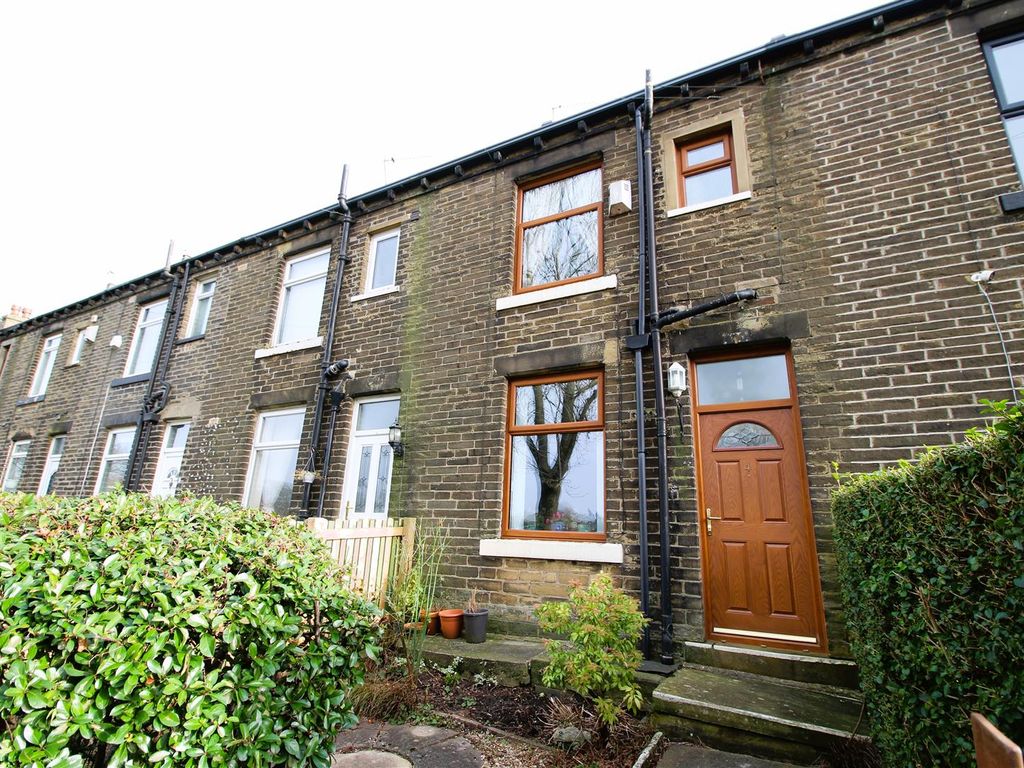 2 bed terraced house for sale in Balme Lane, Wyke, Bradford BD12, £