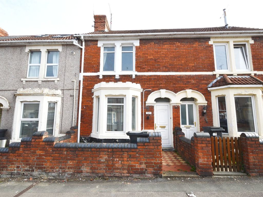 3 bed terraced house for sale in Morrison Street, Swindon, Wiltshire