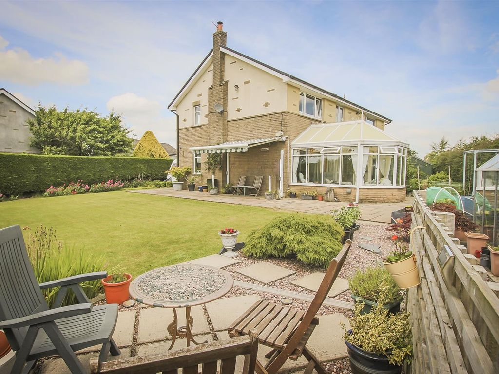 4 bed property for sale in Gills Croft, Clitheroe BB7 Zoopla