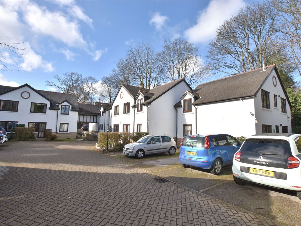 2 bed flat for sale in Homegarth House, Wetherby Road, Roundhay, Leeds