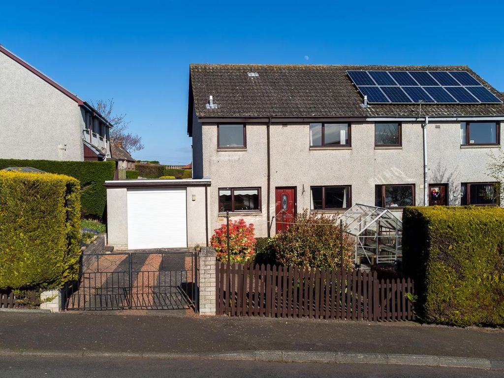 3 bed end terrace house for sale in Erskine Road, Chirnside, Duns TD11