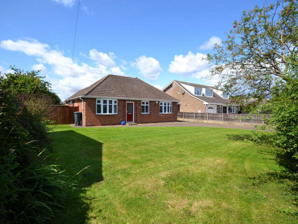 3 bed detached bungalow for sale in Town Road, Tetney DN36 Zoopla