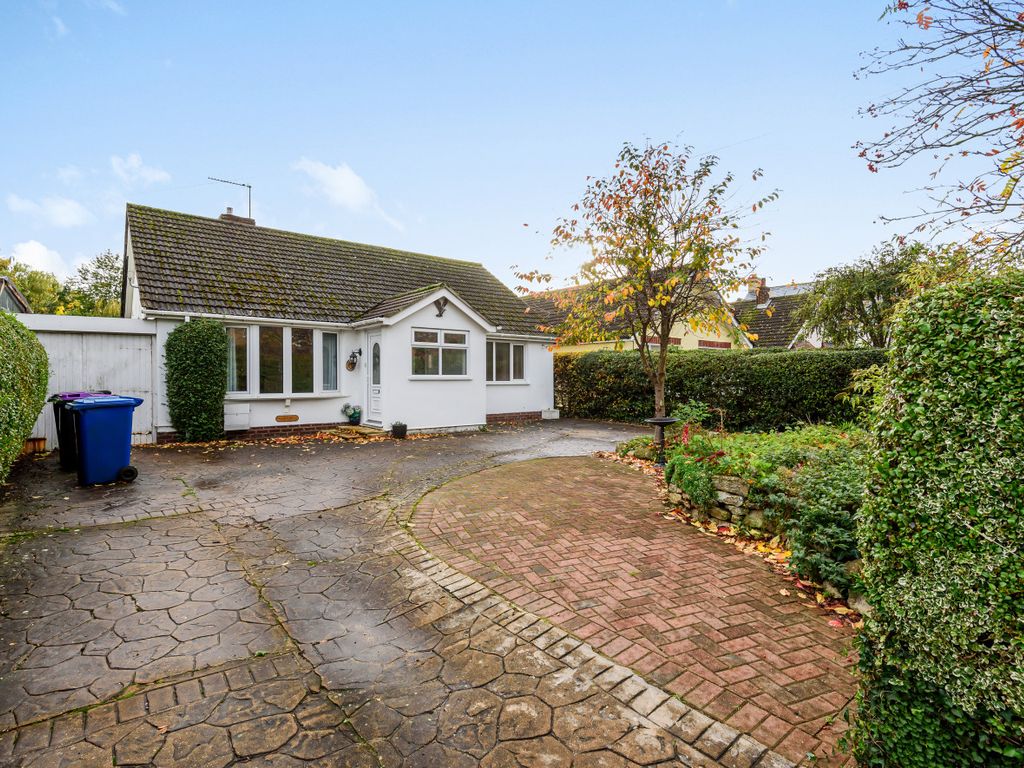 3 bed detached bungalow for sale in Eastfield Lane, Welton, Lincoln LN2