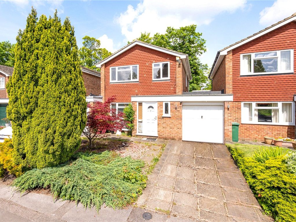 2 bed detached house for sale in Cypress Way, Banstead, Surrey SM7 Zoopla