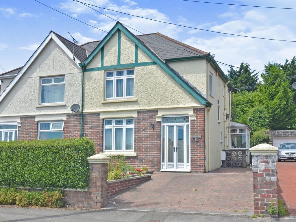 3 bed semidetached house for sale in Wyndham Crescent, Bridgend CF31